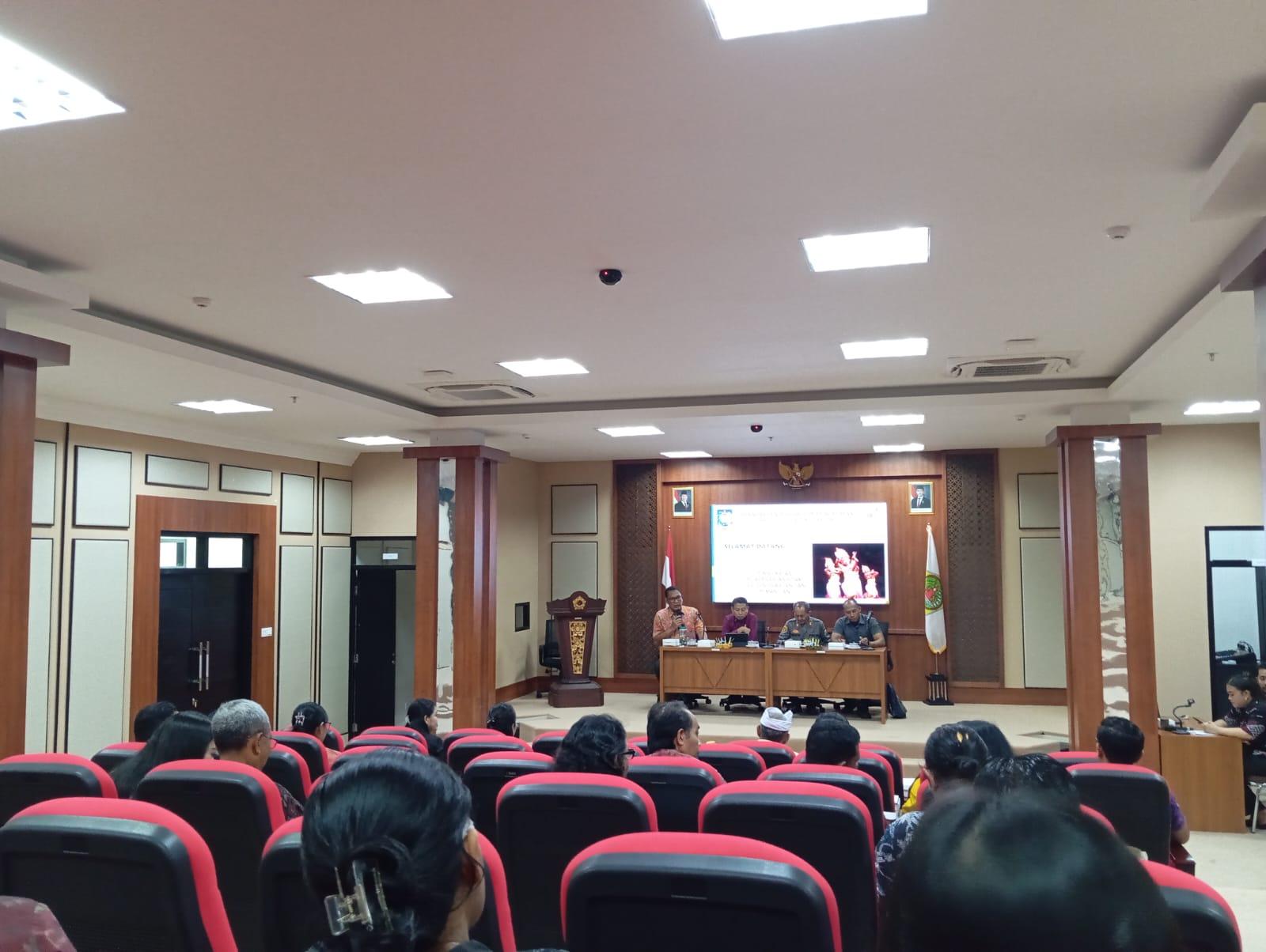 Disdukcapil Gianyar Tingkatkan Pengawasan dan Pemantauan WNA melalui FKP